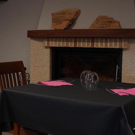 Hostal Restaurante Ibaisek Zudaire Ngoại thất bức ảnh
